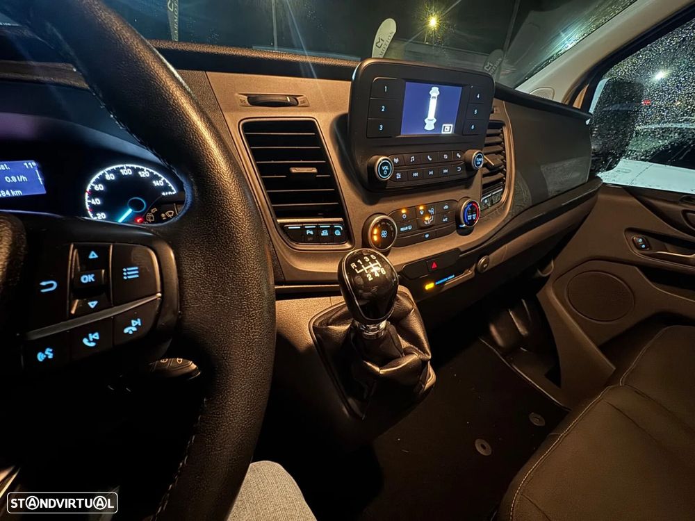 Ford Transit Custom - 29