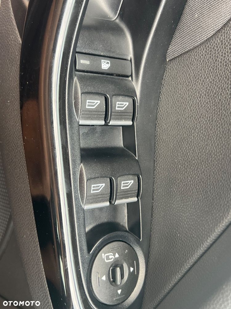 Ford Fiesta - 18