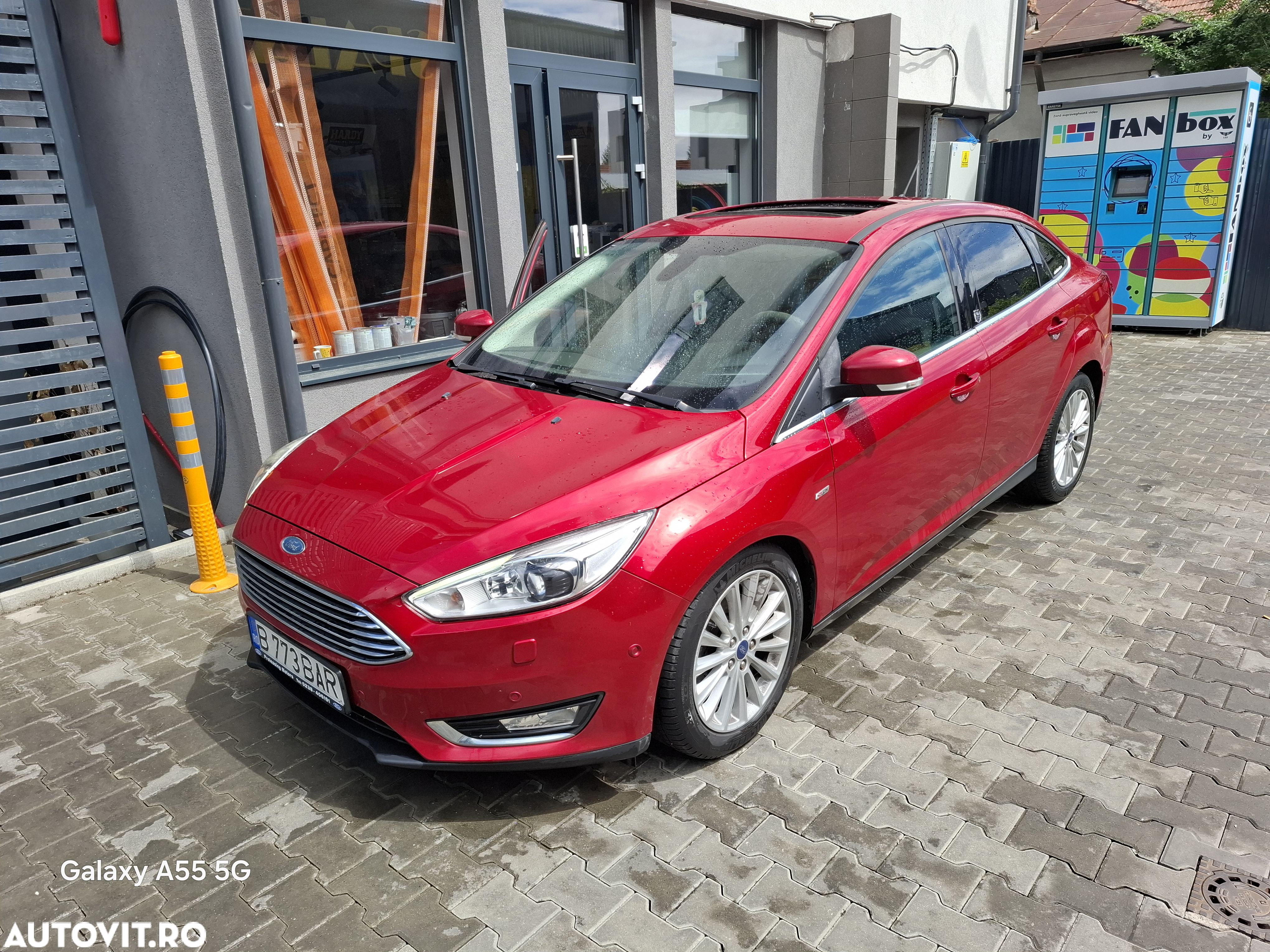 Ford Focus 2.0 TDCi Powershift Titanium - 3