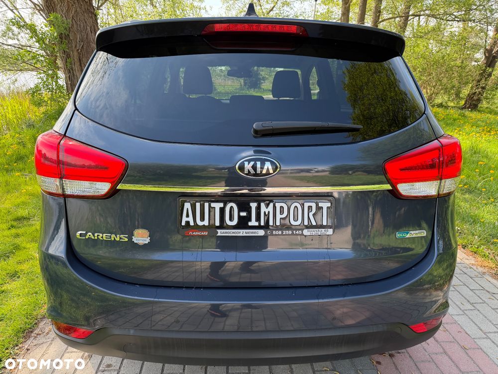 Kia Carens 1.7 CRDi 141 Dream Team Edition - 4