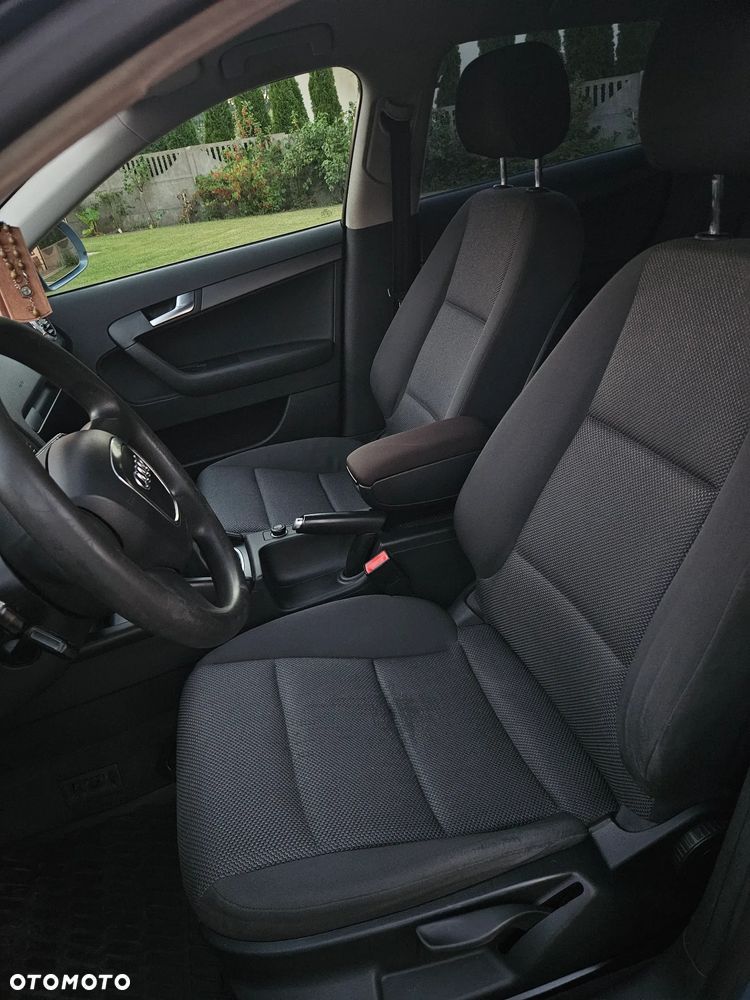 Audi A3 Sportback 2.0 TDI Ambiente - 14