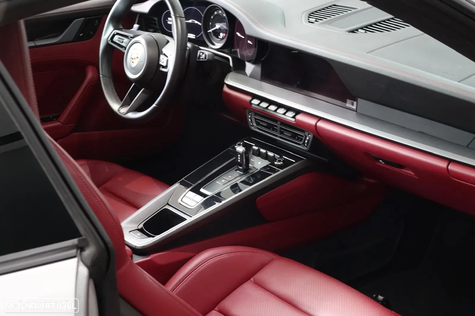 Porsche 911 (992) Carrera PDK - 11