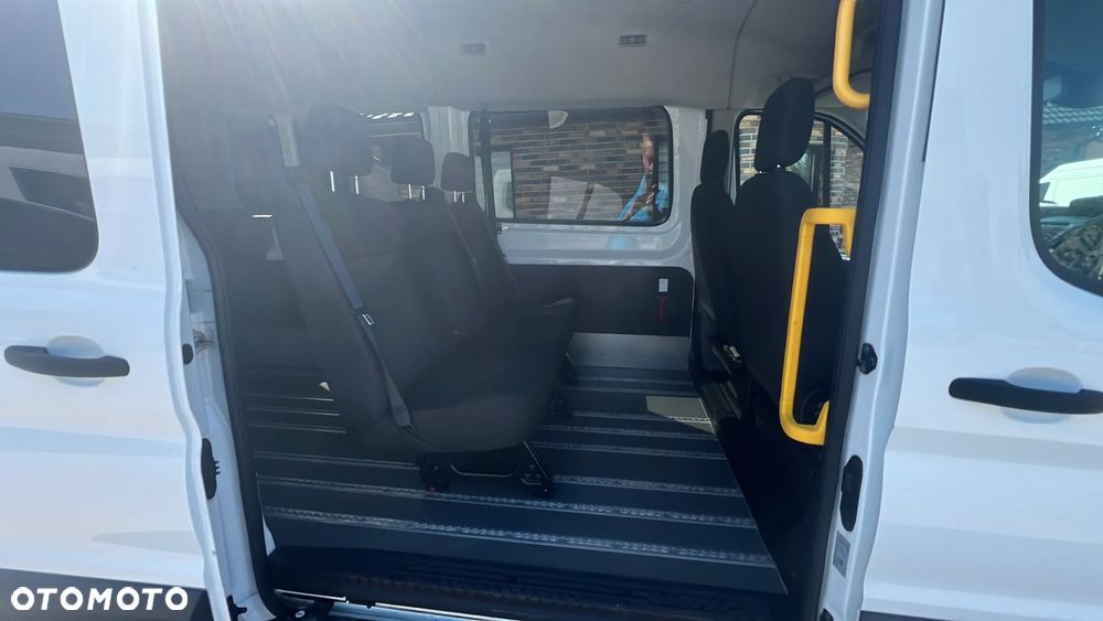 Ford Transit - 13