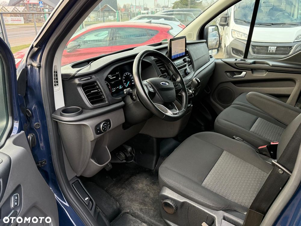 Ford Transit Custom - 11