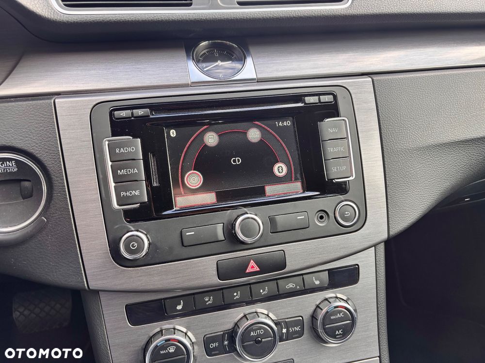 Volkswagen Passat 2.0 TDI Comfortline DSG - 27