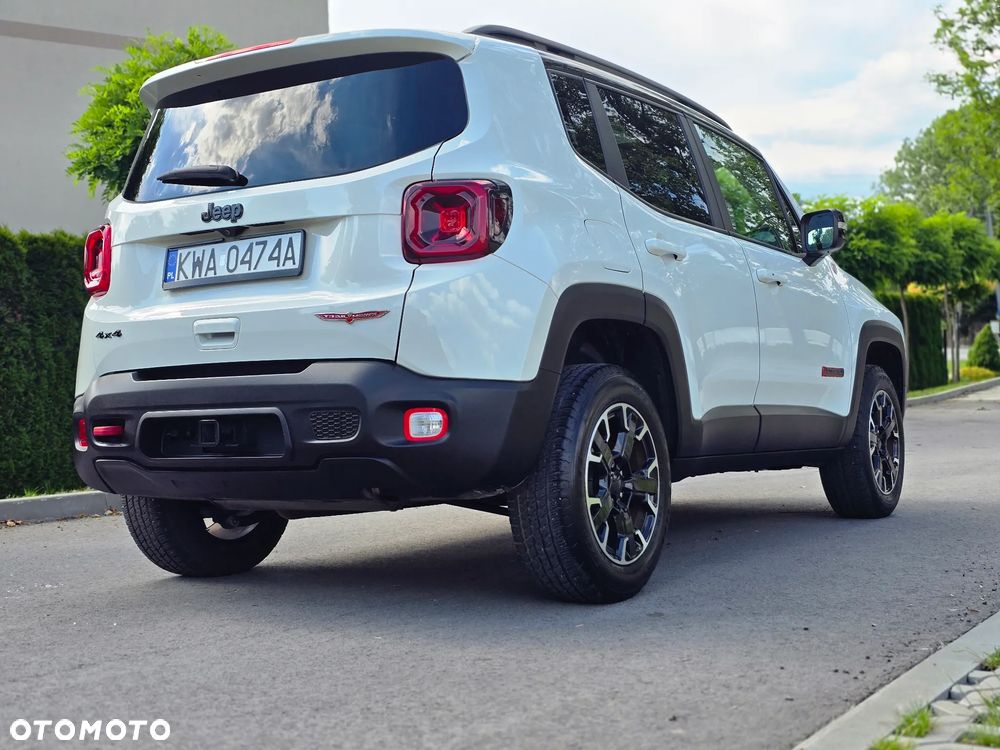 Jeep Renegade - 12