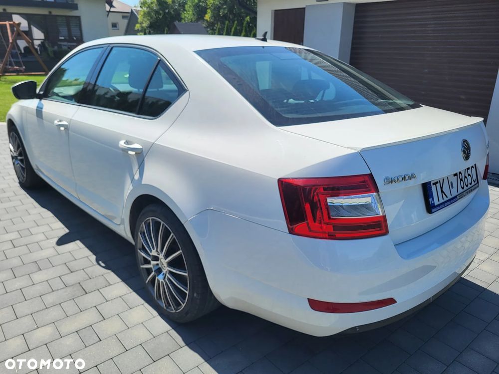 Skoda Octavia 1.8 TSI Elegance DSG - 12