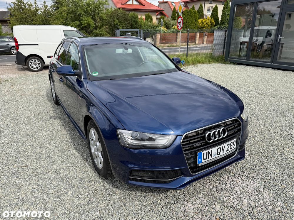 Audi A4 Avant 1.8 TFSI quattro S line Sportpaket - 4
