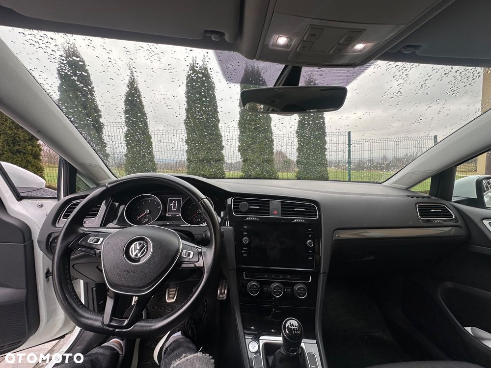 Volkswagen Golf 1.0 TSI Comfortline - 7