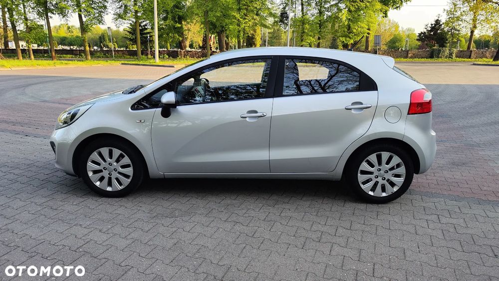 Kia Rio 1.4 Edition 7 - 4