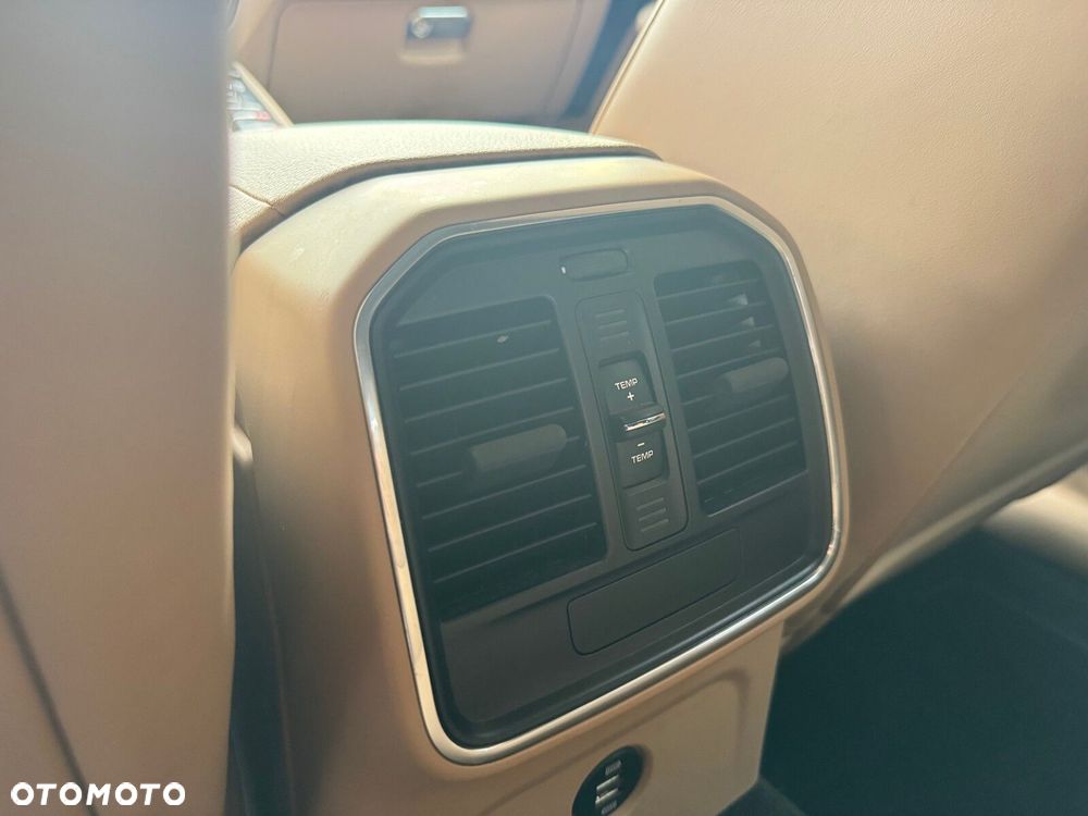 Porsche Macan Standard - 33