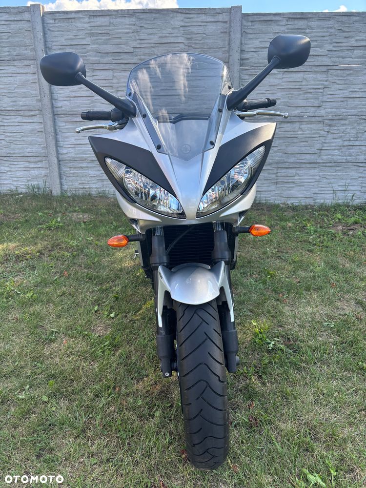 Yamaha FZ6 - 4