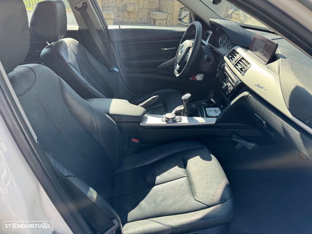 BMW 318 d Edition Luxury Line Purity - 18