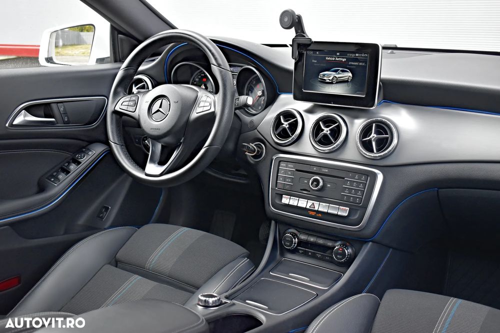 Mercedes-Benz CLA Shooting Brake 220 (CDI) d 7G-DCT Urban - 9