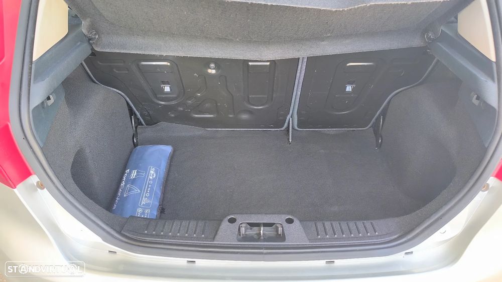 Ford Fiesta 1.4 TDCI Trend - 34