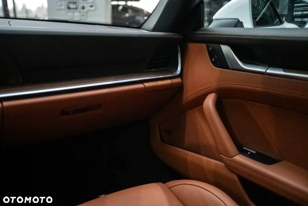 Porsche 911 Carrera S - 23