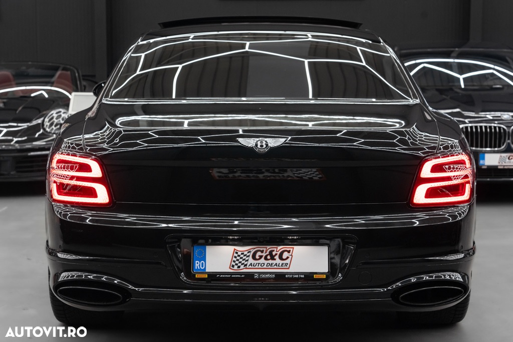 Bentley Flying Spur - 27