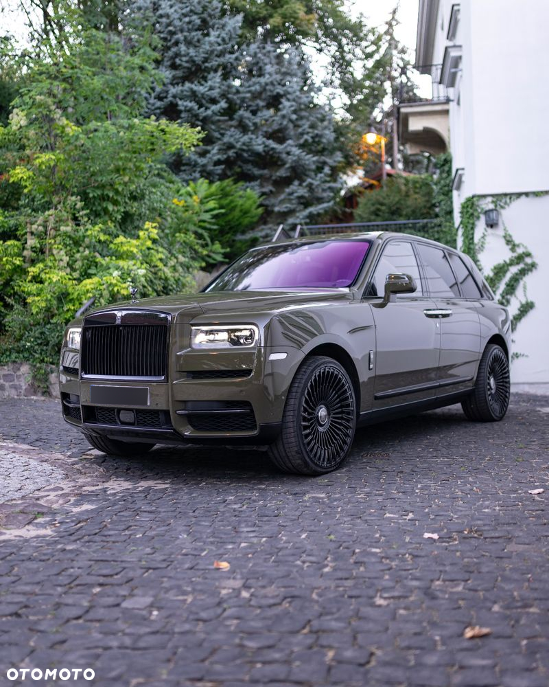 Rolls-Royce Cullinan - 5