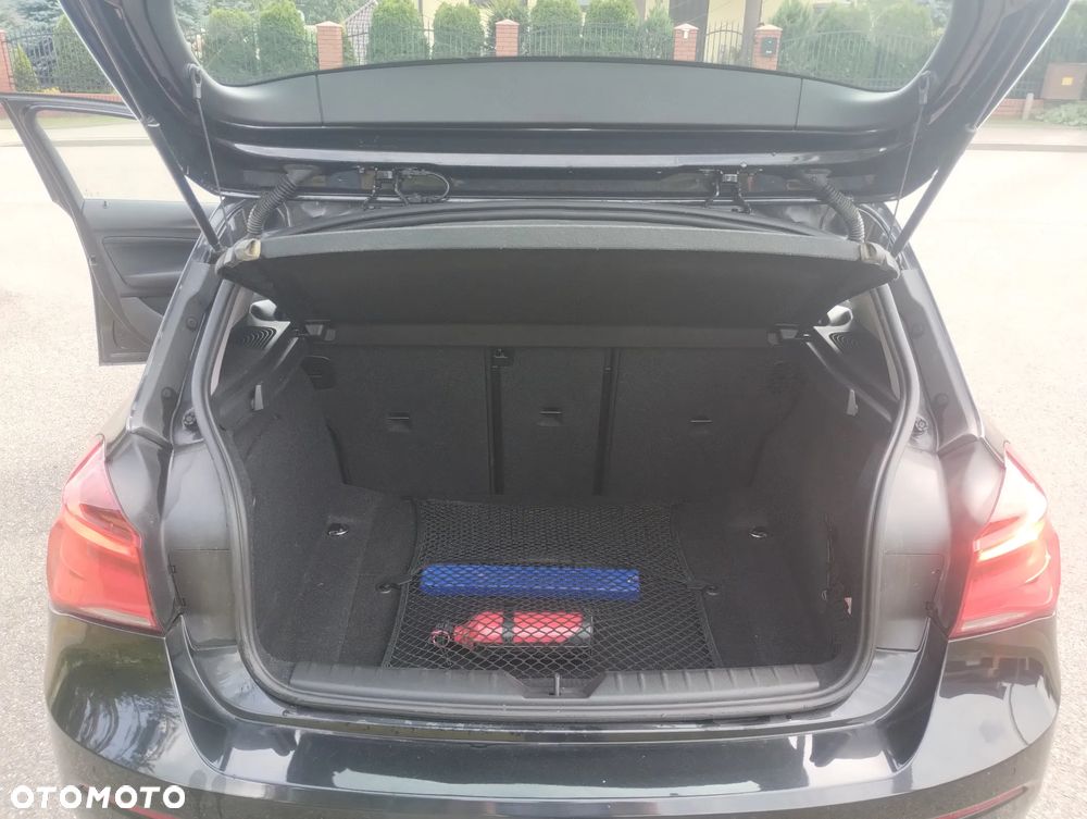 BMW Seria 1 118i Sport Line - 15