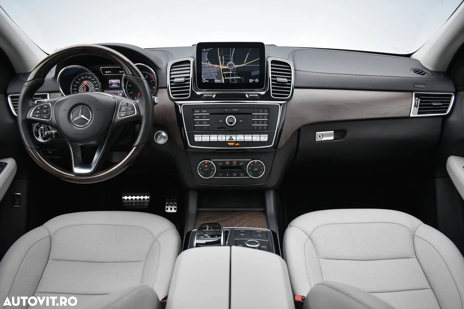 Mercedes-Benz GLE Coupe AMG 43 4M 9G-TRONIC OrangeArt Edition - 16