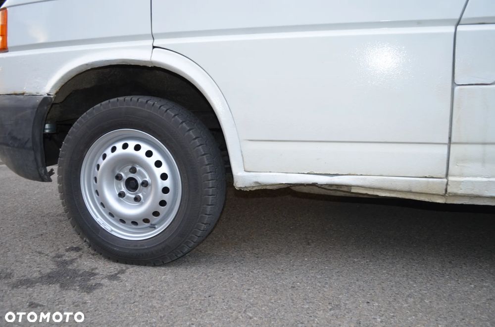 Volkswagen Transporter - 24