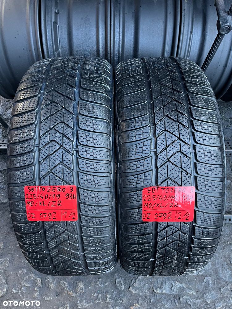225 40 19 Pirelli Sottozero 3 MO XL 2szt Zima - 2