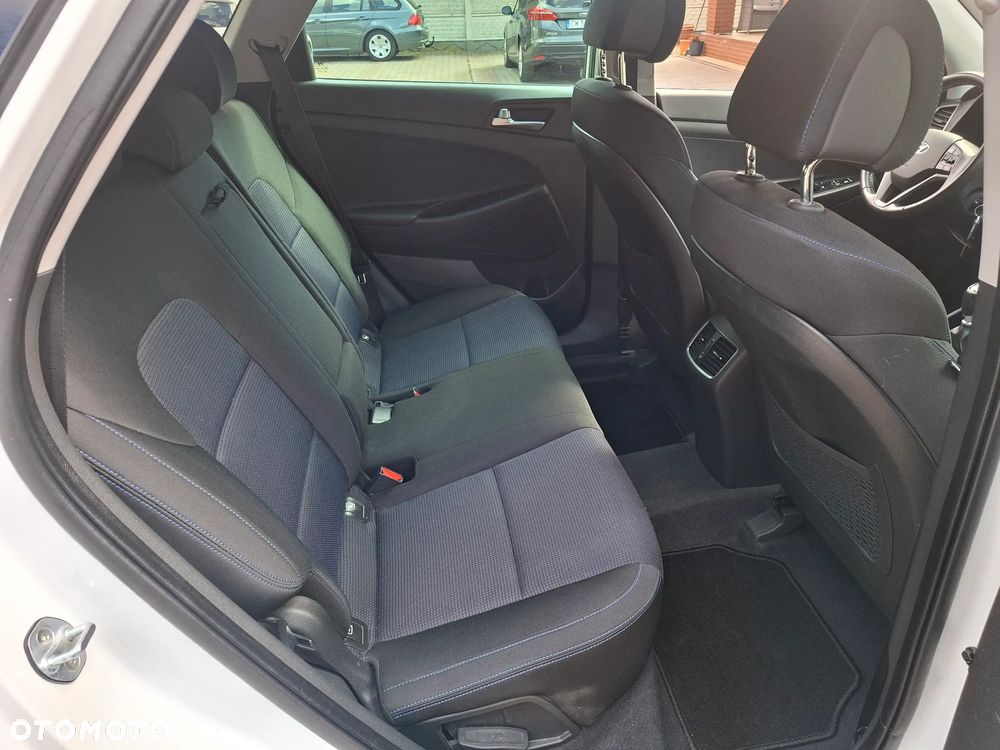 Hyundai Tucson 1.6 GDi 2WD Select - 13