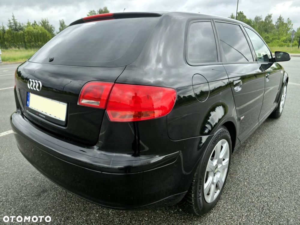 Audi A3 Sportback 2.0 TDI DPF S tronic S line Sportpaket (plus) - 35