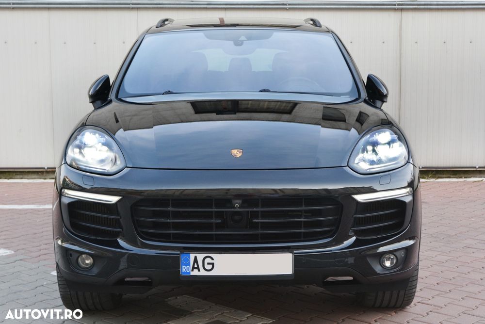 Porsche Cayenne Platinum Edition - 8