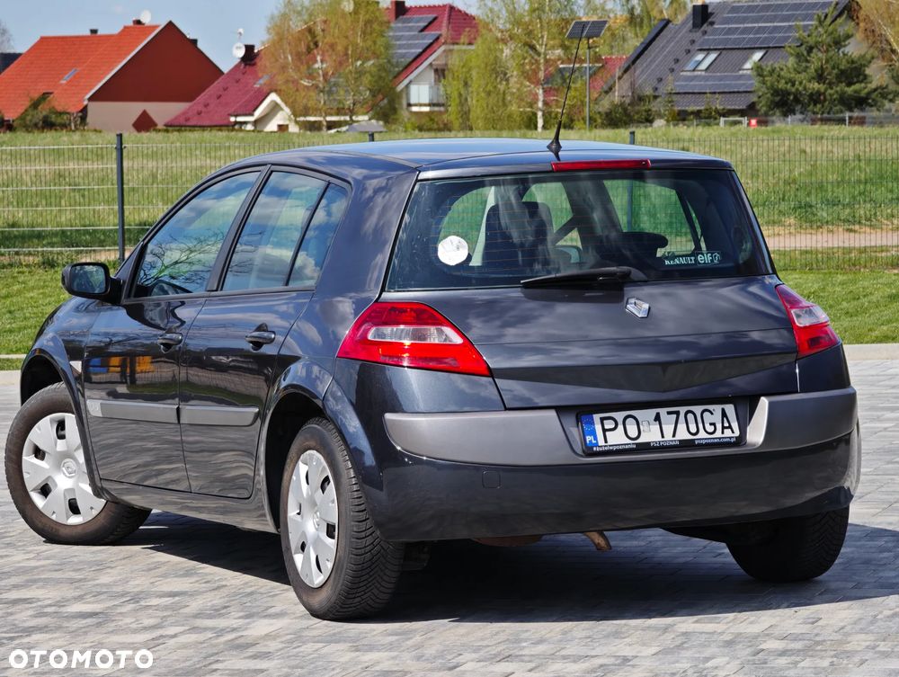Renault Megane 1.6 Exception - 14