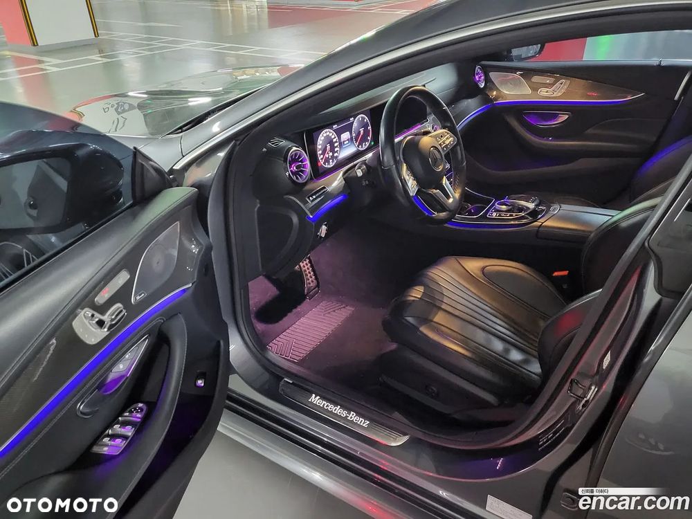 Mercedes-Benz CLS 300 d 9G-TRONIC Avantgarde - 4