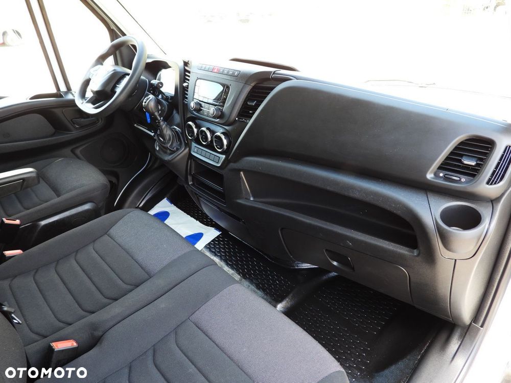 Iveco DAILY 35C16 KONTENER WINDA 8 PALET TEMPOMAT BLIŹNIACZE KOŁA KLIMATYZACJA  160KM - 40