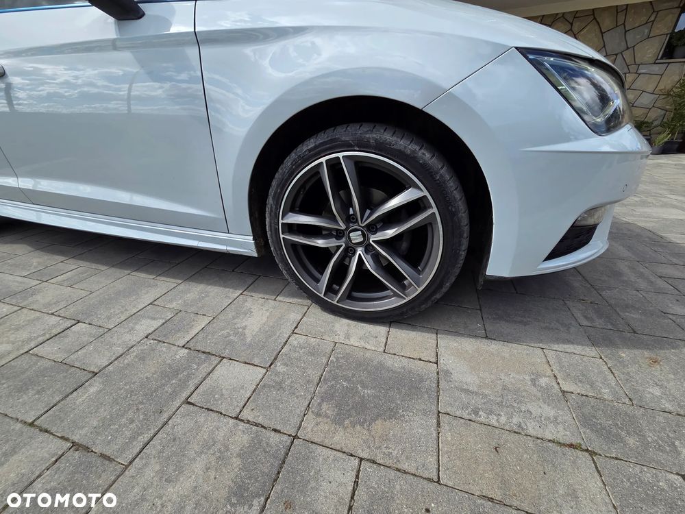 Seat Leon 1.5 TSI ACT OPF Xcellence - 4