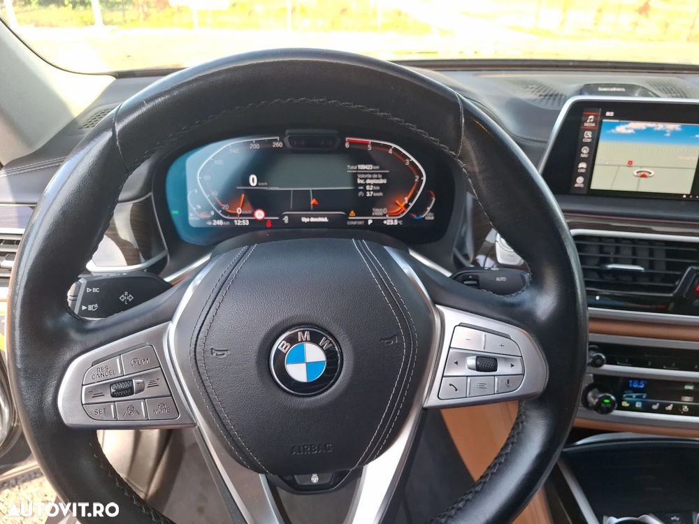 BMW Seria 7 740d xDrive - 11