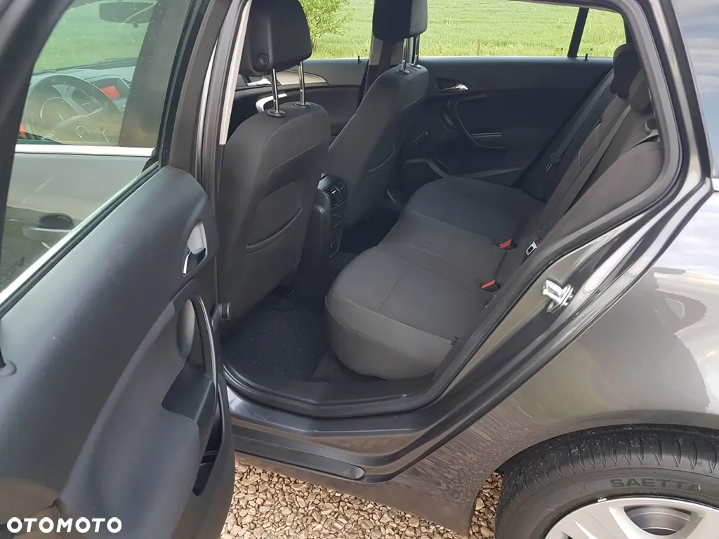 Opel Insignia 1.8 Sports Tourer - 37