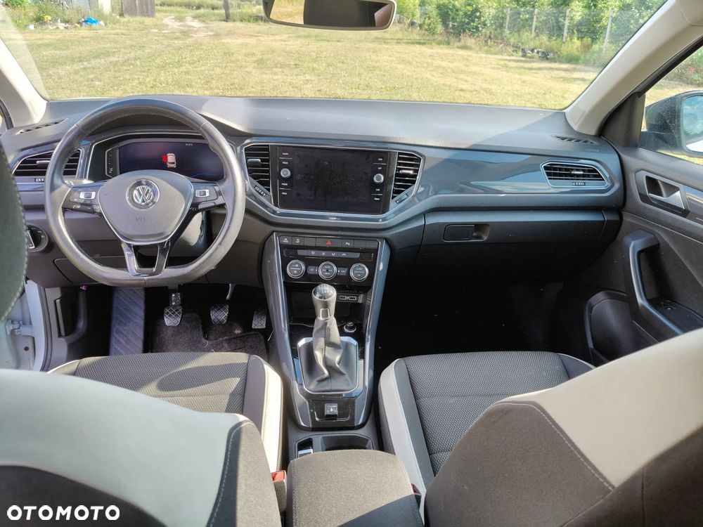 Volkswagen T-Roc 1.5 TSI ACT Premium - 13