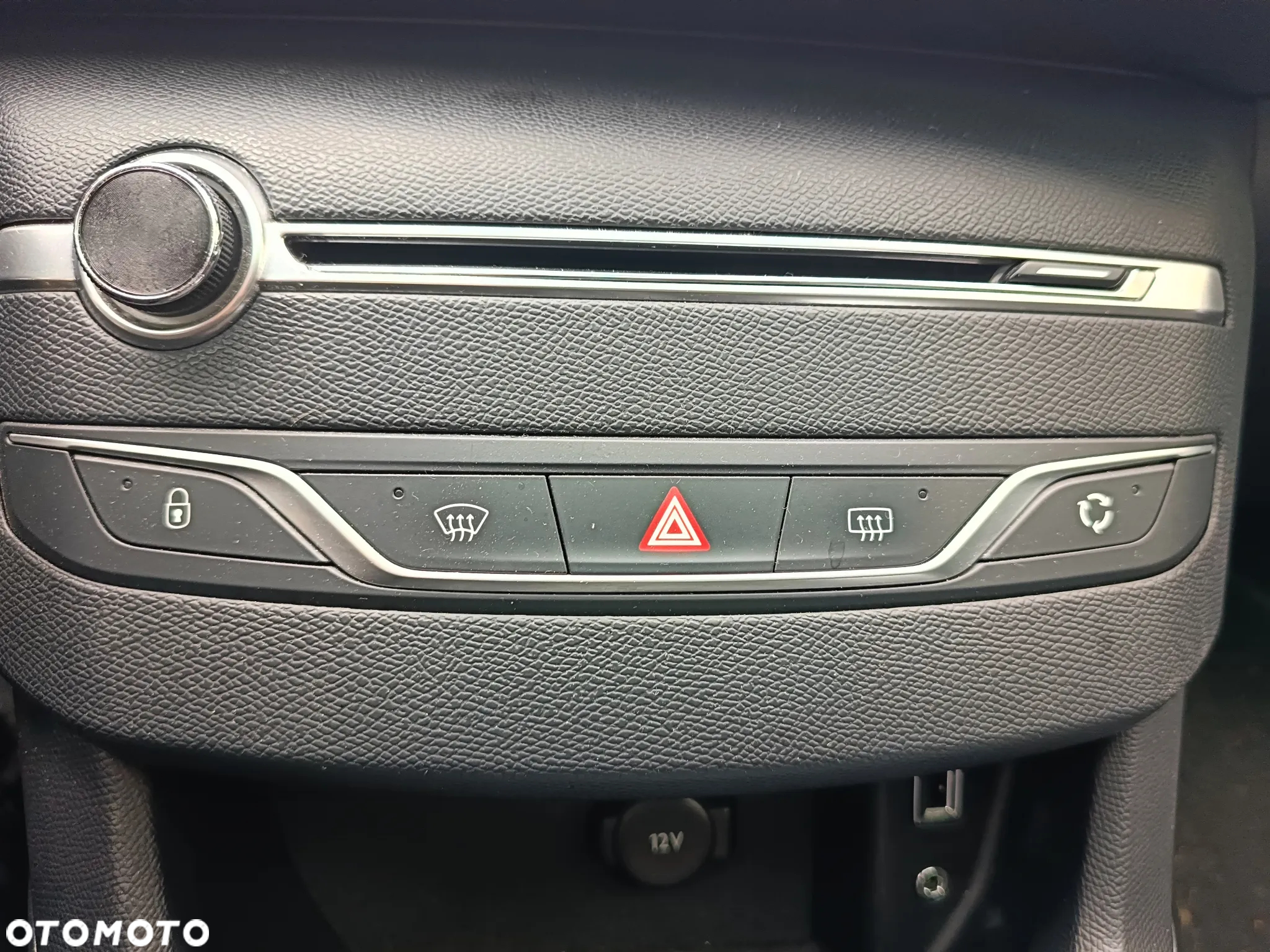 Peugeot 308 1.6 BlueHDi Allure S&S - 20
