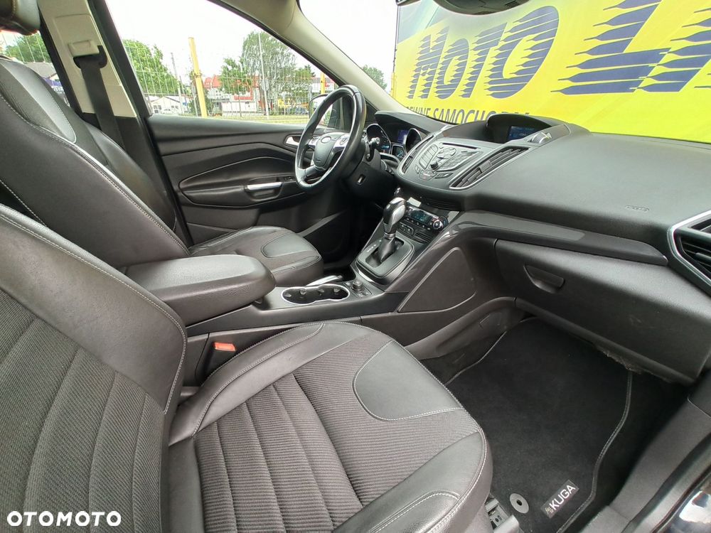 Ford Kuga - 12