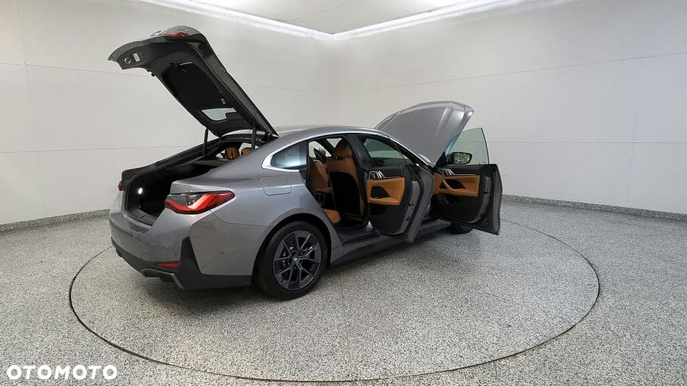 BMW i4 80.7kWh eDrive 35 - 12