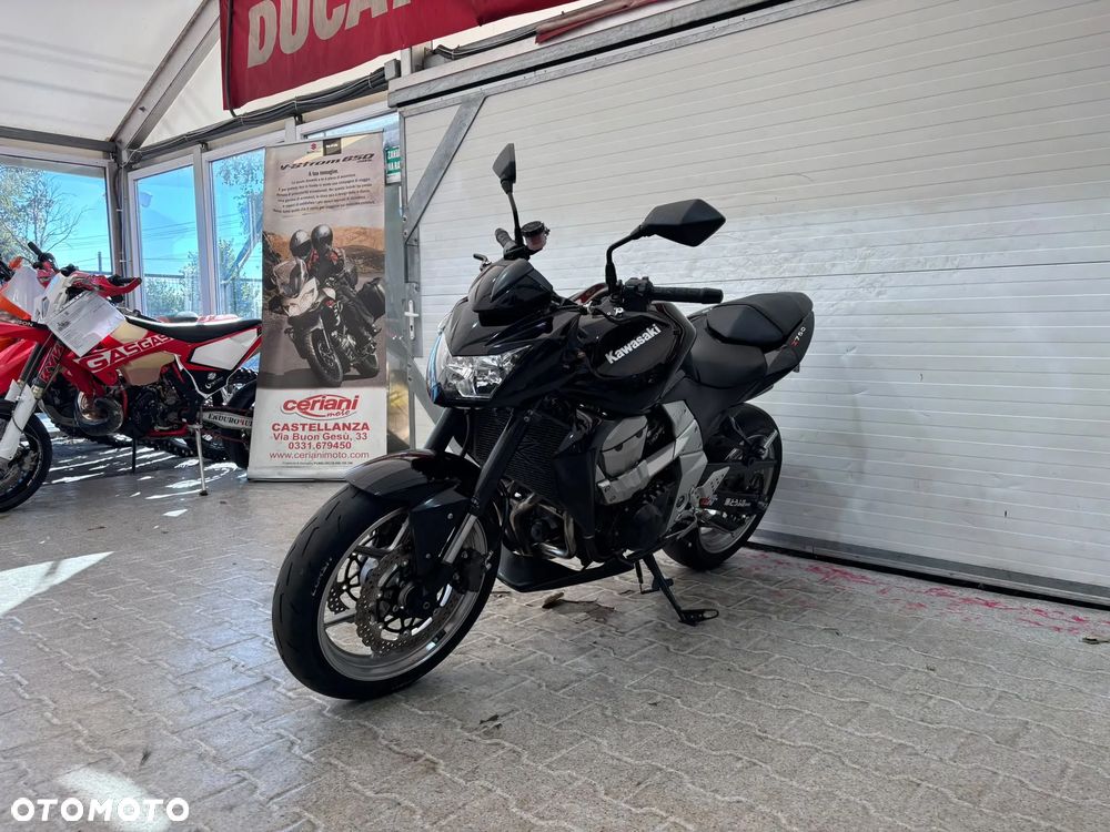 Kawasaki Z - 17