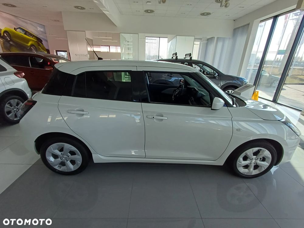 Suzuki Swift 1.2 Dualjet SHVS Premium Plus - 6