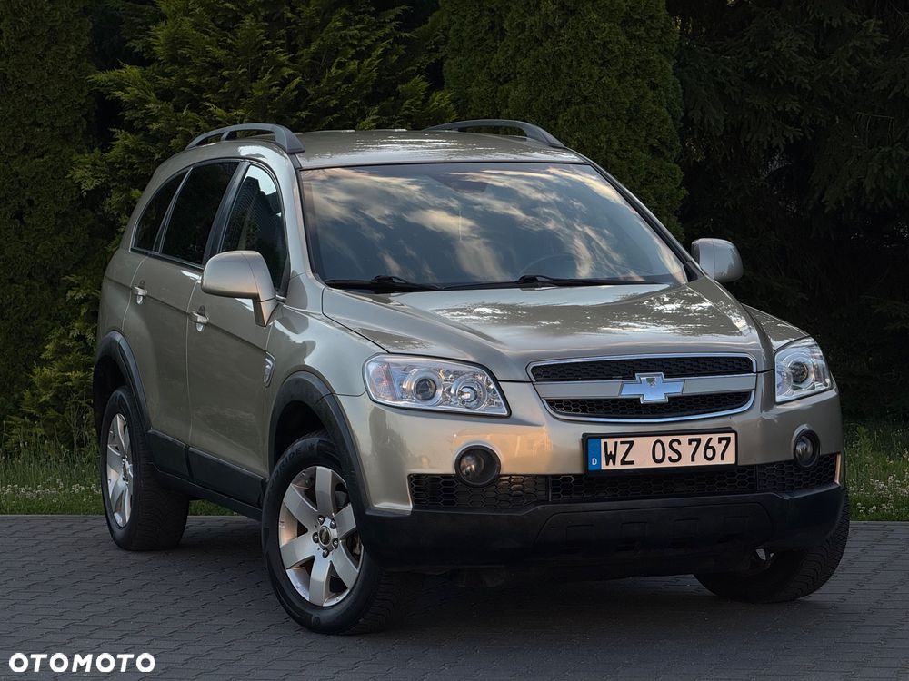 Chevrolet Captiva 2.4 2WD 7 Sitzer LS - 1