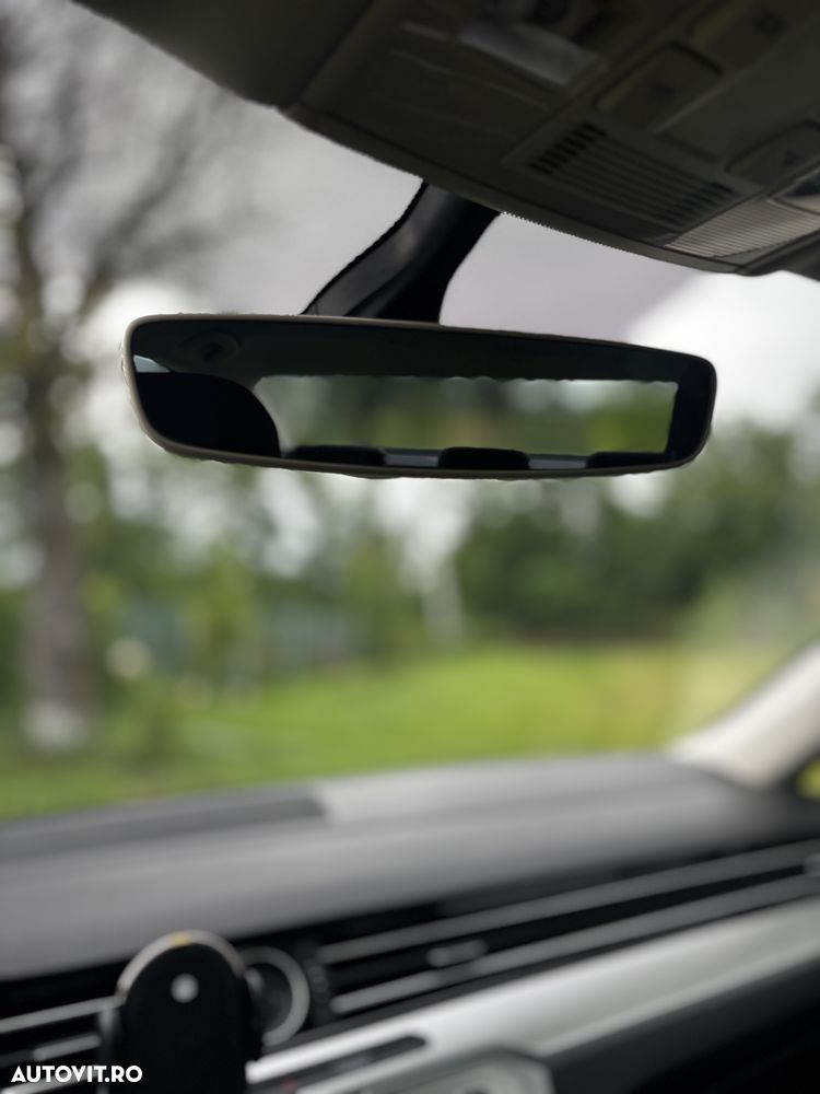Volkswagen Passat 2.0 TDI Comfortline - 22