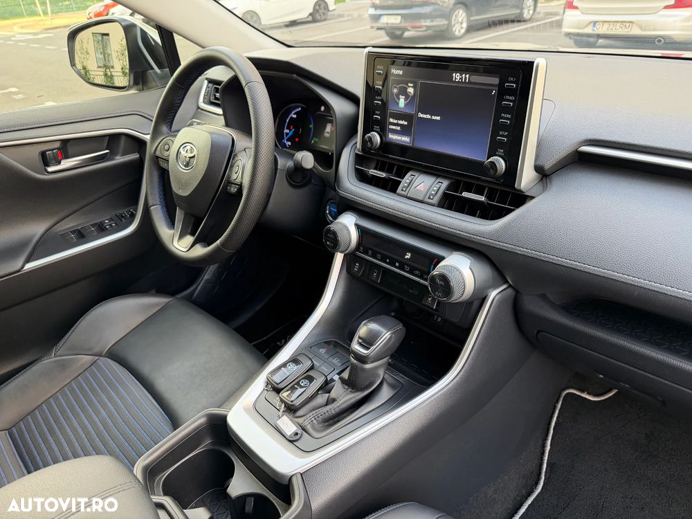 Toyota RAV4 - 27