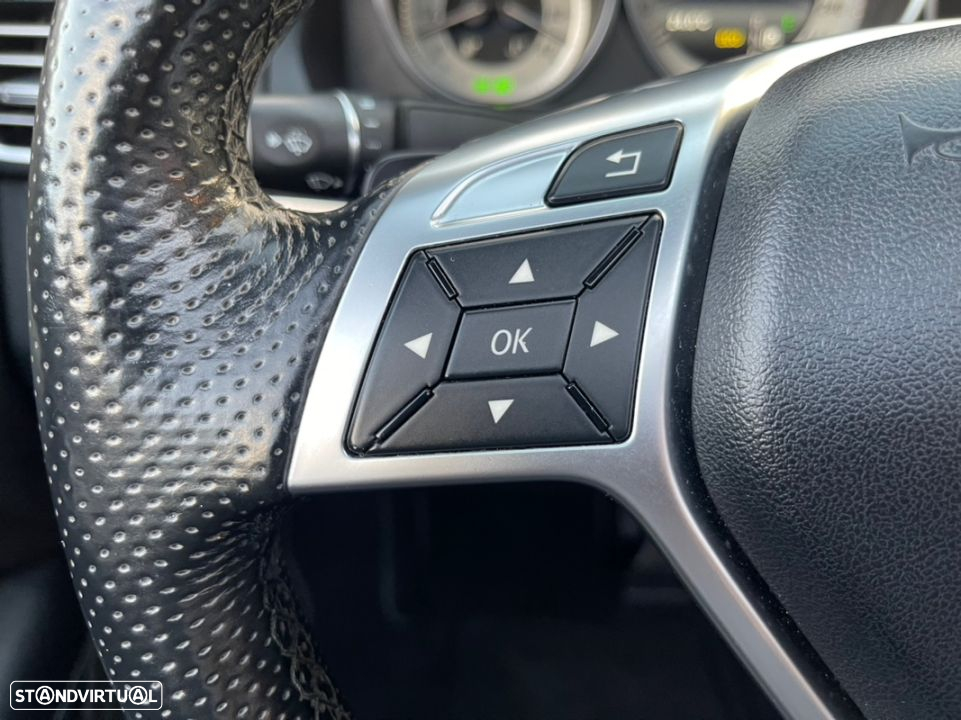 Mercedes-Benz E 250 BlueTEC Auto - 33