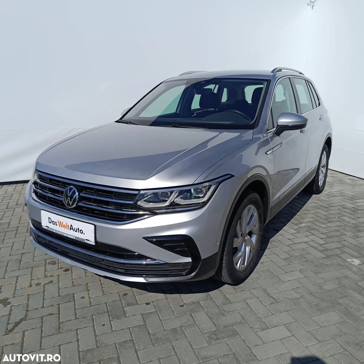 Volkswagen Tiguan 2.0 TDI SCR DSG 4Motion Elegance - 2