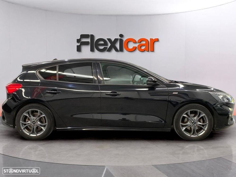 Ford Focus 1.5 TDCi EcoBlue ST-Line - 4