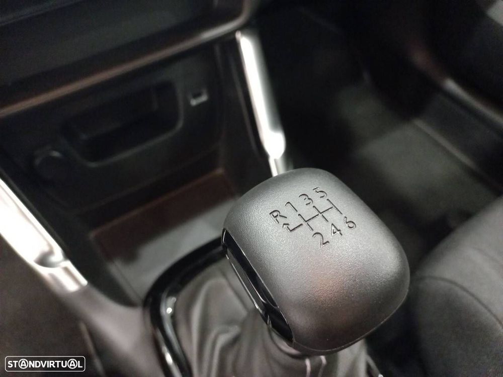 Citroën C3 Aircross 1.2 PureTech C-Series - 23