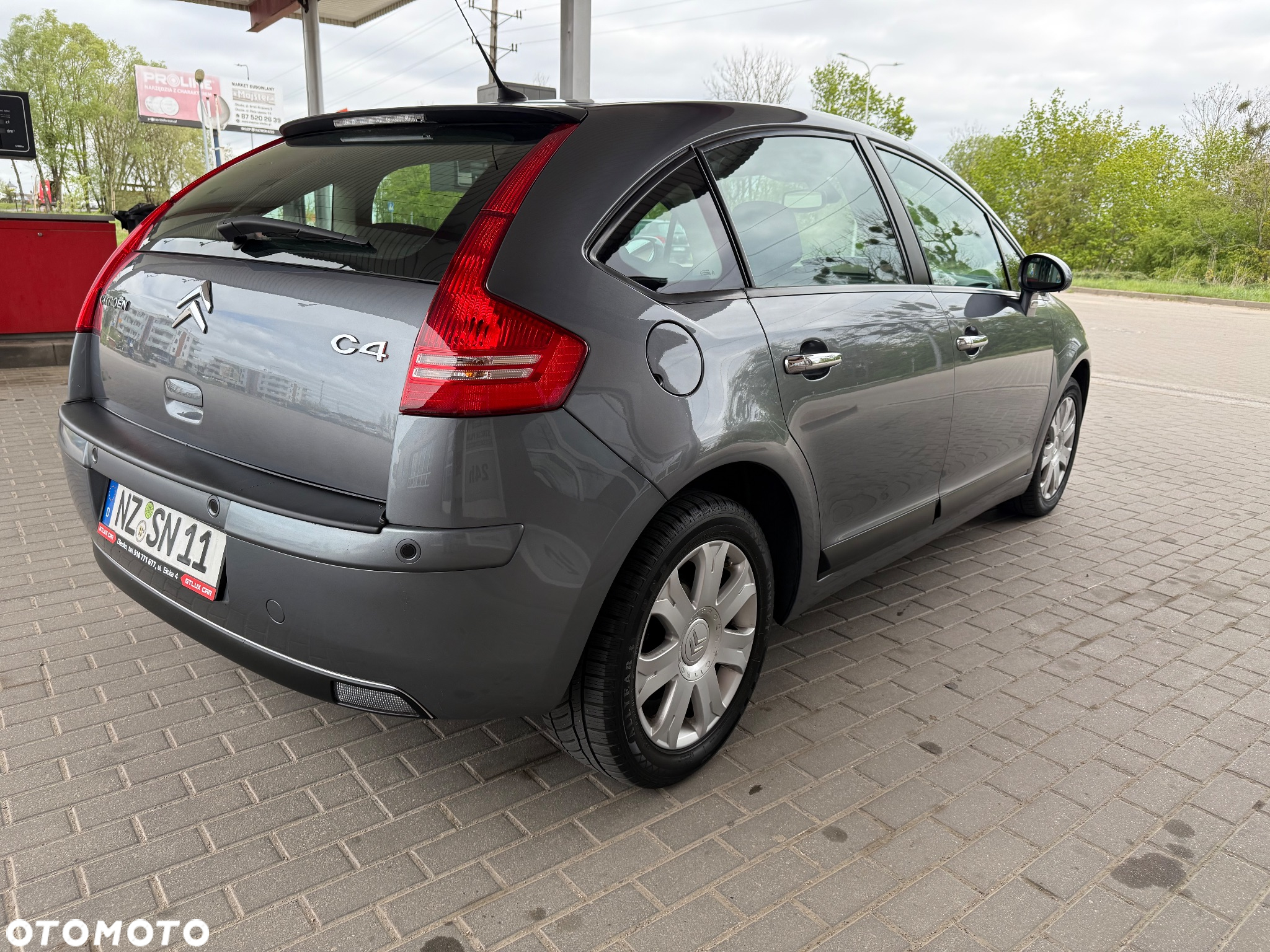 Citroën C4 1.4 16V Impress - 5
