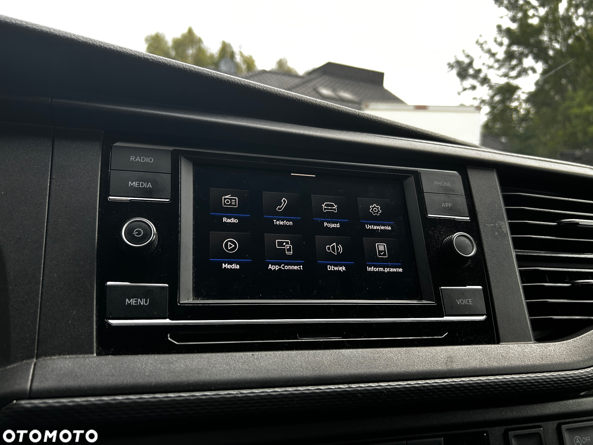 Volkswagen Transporter - 12